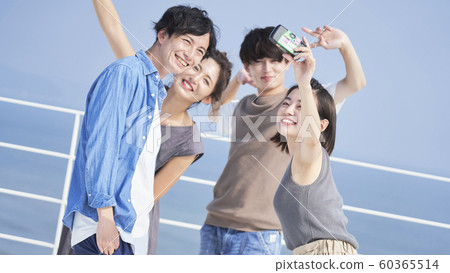 Men and women companion lifestyle 60365514