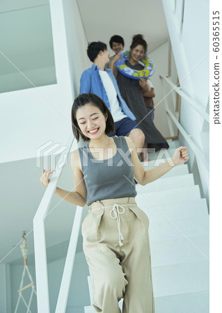 Men and women companion lifestyle 60365515