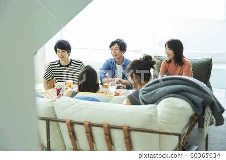 Men and women companion lifestyle 60365634