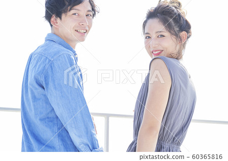 Men and women couple lifestyle Men and women couple lifestyle 60365816