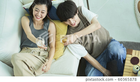 男人和女人夫妻生活方式 60365878