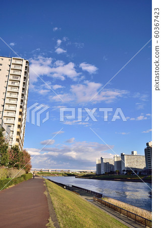 Sumida River riverbed apartment group 60367423