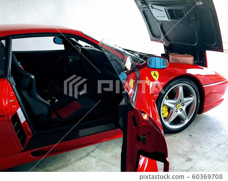 Ferrari garage 60369708