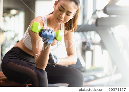 女健身啞鈴 60371157