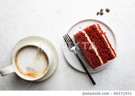 Slice of red velvet cake 60372451