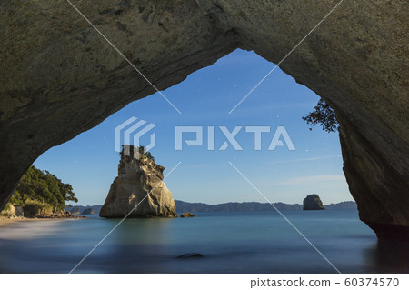 New Zealand Coromandel Peninsula, Cathedral Cove night view New Zealand Coromandel Peninsula, Cathedral Cove night view 60374570