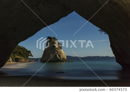 新西蘭科羅曼德半島，大教堂灣夜景 60374573