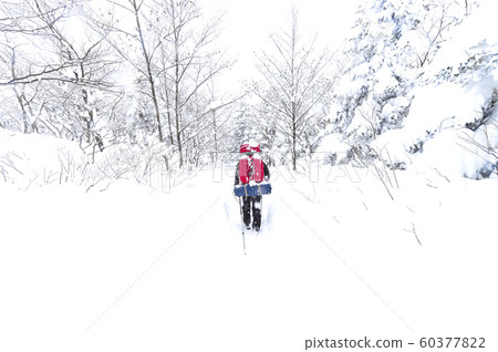 白雪皚皚的江原道冬季景觀 白雪皚皚的江原道冬季景觀 60377822