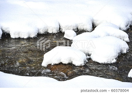 韓國冬季風景與雪 60378004