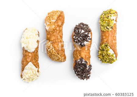 Traditional sicilian canoli 60383125