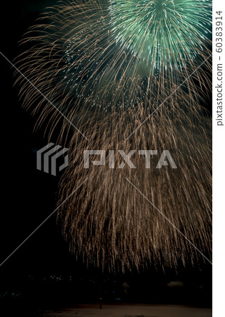 [Yugawara Onsen Maritime Fireworks Festival] 60383914
