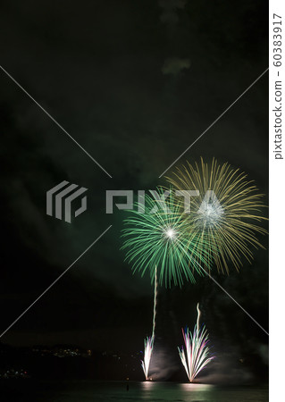 [Yugawara Onsen Maritime Fireworks Festival] 60383917