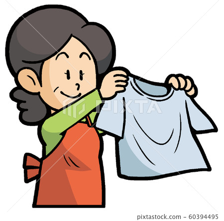 Women who dry laundry (middle-aged) Women who dry laundry (middle-aged) 60394495
