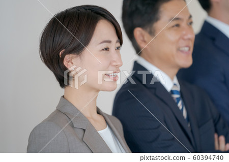 女生 女孩 女性 60394740