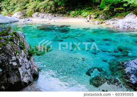 阿特拉山谷（夏季） 60395005
