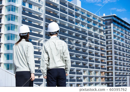 Field worker 60395762