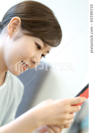 智能手機30s女性 60396550
