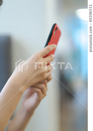 智能手機30s女性 60396551
