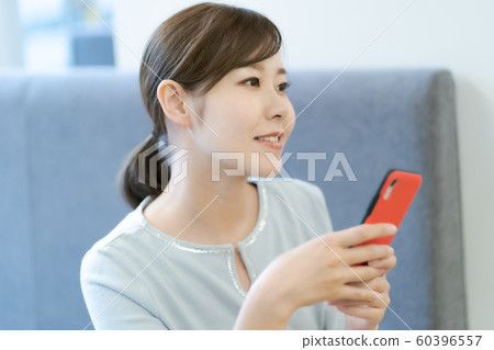 智能手機30s女性 60396557