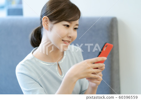 智能手機30s女性 60396559