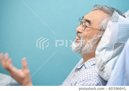 Senior male 60396641