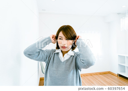 Sound trouble in housing complex 60397654