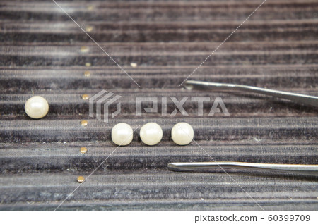 Pearl Pearl 60399709