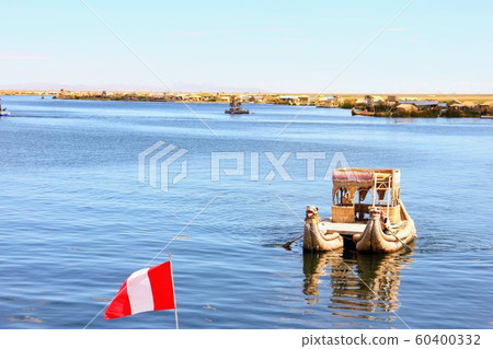 Titicaca Lake 60400332