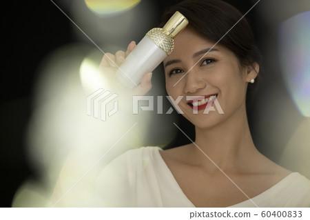Beauty woman cosmetics Beauty woman cosmetics 60400833