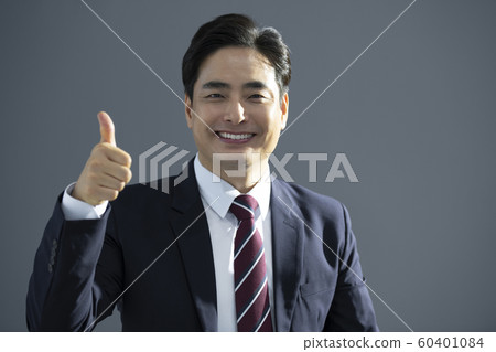 Businesspeople confident 60401084