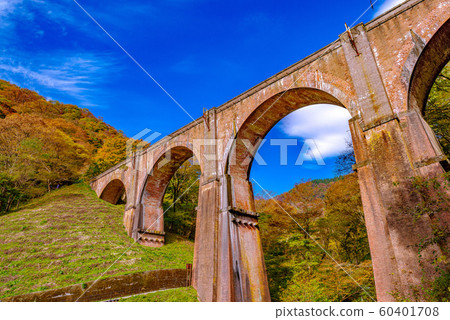 Eyeglass bridge [Annaka City, Gunma Prefecture] 60401708