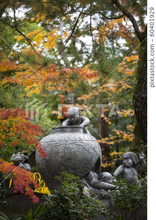 Autumn sacred shrine Autumn sacred shrine 60401929