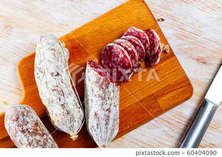 Sliced italian sausages salamini Sliced italian sausages salamini 60404090