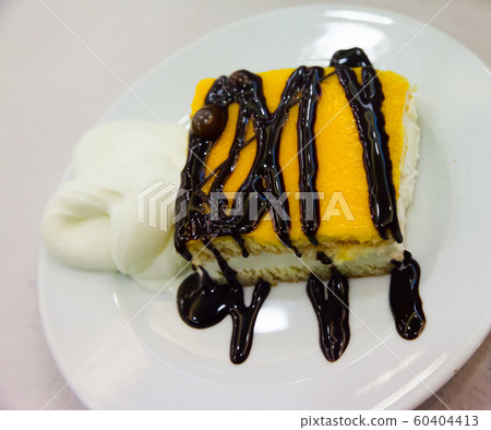 Sweet dessert massini cake with chocolate light mousse Sweet dessert massini cake with chocolate light mousse 60404413