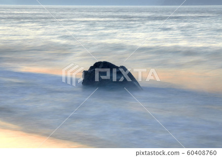 Sisabongbong Island, islands, waves, rocks and waves, spray, 60408760