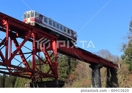 秋田內陸鐵路大間河大橋 秋田內陸鐵路大間河大橋 60411620