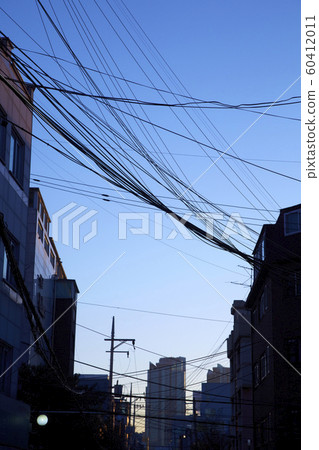 Wires, power poles, cords, power cords, dizzy wires, 60412011