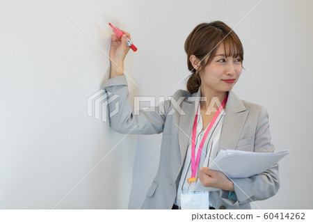 女人在船上寫作時講話 女人在船上寫作時講話 60414262