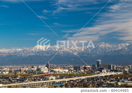 Tateyama Snow Scene and Toyama City 60414985