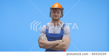 Portrait of young worker 60420204