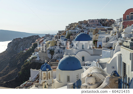 伊亞聖托里尼島的藍色圓頂 伊亞聖托里尼島的藍色圓頂 60421435