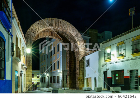Arch of Trajan in Merida at night, Extremadura, Arch of Trajan in Merida at night, Extremadura, 60421642