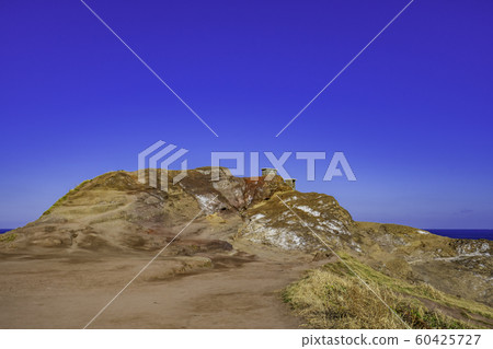 Motonosumi Shrine, erosion topography at the northwestern tip of Tsu Huang Fishing Port, Nagato City, Yamaguchi Prefecture 60425727