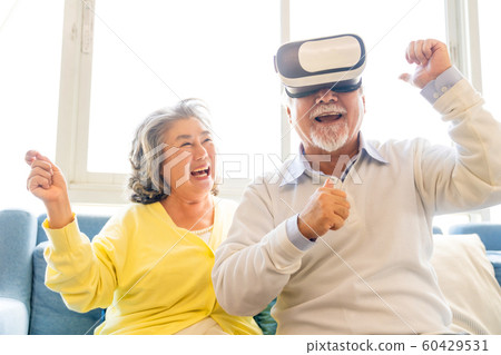 Elderly couple lifestyle VR 60429531