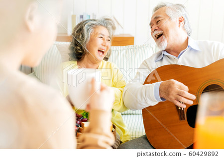 Family lifestyle music 60429892