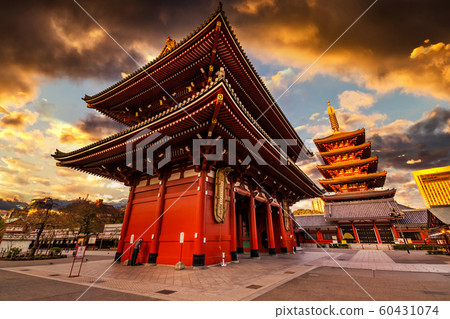 Tokyo - Sensoji-ji, Temple in Asakusa at sunset, Japan Tokyo - Sensoji-ji, Temple in Asakusa at sunset, Japan 60431074