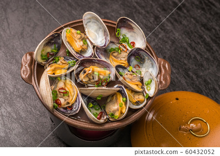 Clam Japanese sake Steamed 60432052