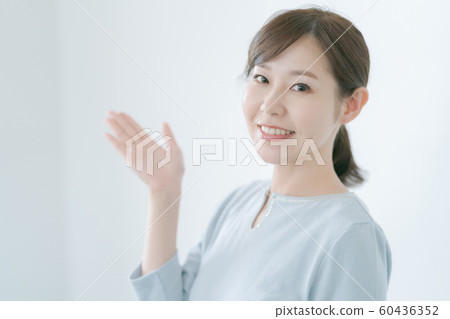 30多歲的女性 60436352