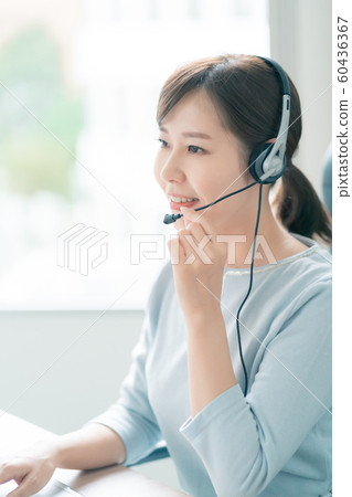 耳機女30s 60436367