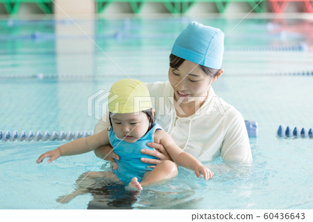 父母和小孩 親子 人 60436643